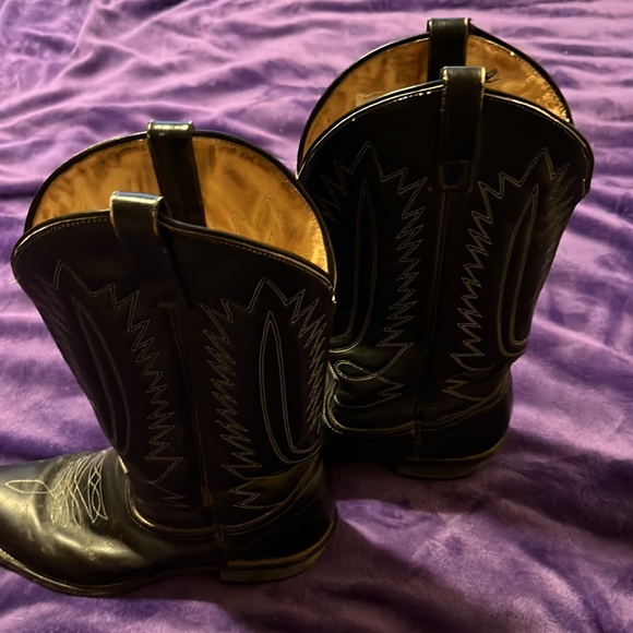 Mason boots out of Chippewa falls, WI. - Picture 6 of 6